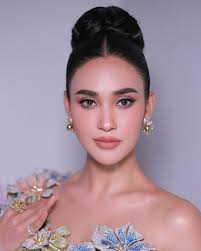 Thank you beautiful girl @kosamak_s for love and support my work  @tml_makeup 💄#hairstyles @srey_nith09