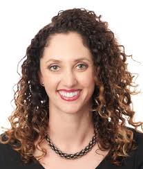 Danielle Seitz's Instagram, Twitter & Facebook