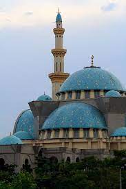 Masjid ini dibina pada tahun 1963 dan dirasmikan pada. Masjid Wilayah Persekutuan In Kuala Lumpur Arsitektur Islami Arsitektur Masjid Arsitektur