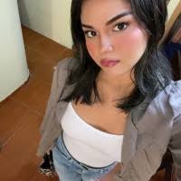 60+ "Fe Castillo" profiles