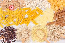 Tra le varietà a più basso ig troviamo l'orzo, il farro e l'avena, insieme ad alcuni pseudocereali, come quinoa e grano saraceno. Una Guida Per Mangiare Carboidrati Sani Semplici O Complessi Qual E La Differenza Alimentazione Flaviamenopausa It