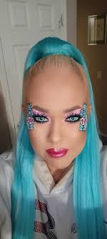 Happy Monday y'all! My look/mood for today 🤣 Hope everyone has the BEST  day ever! Xoxo 💋