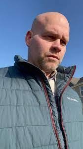 Derick Peppers's Instagram, Twitter & Facebook