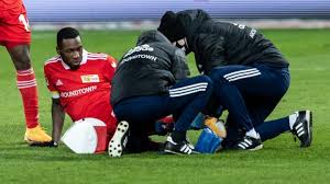 Alman ekibi, silas wamangituka'nın gerçek adının silas katompa mvumpa olduğunu açıkladı. Fur Diese Bundesliga Stars Ist Die Saison Schon Gelaufen