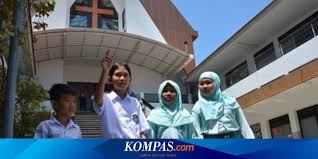 Uraian $ugas dan komite sekolah aniaty, s.pd. Apa Itu Sekolah Penggerak Ini Penjelasan Nadiem Makarim Halaman All Kompas Com