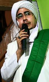 Habib ali zaenal abidin al hamid. Al Habib Reza Bin Muhsin Al Hamid Pengasuh Majelis Al Musthofa Makassar Thobiby Qolby