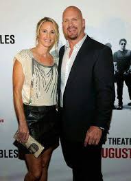 Stone cold steve austin spouse. Steve Austin