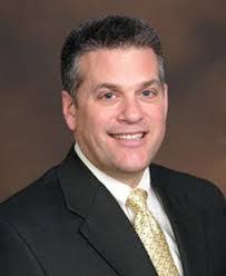 Linda Cuff's Instagram, Twitter & Facebook