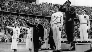 Check spelling or type a new query. Medailles D Or De Jesse Owens A Berlin 1936 Leminimaliste