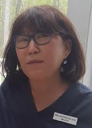 Nina Reynolds's Instagram, Twitter & Facebook