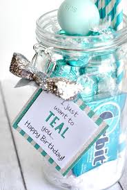 Perfect for all your ludicrous and weirdo friends, relatives, mom, dad, boyfriend and more. 12 Diy Gifts Your Best Friend Will Be Obsessed With Her Campus Diy Gifts For Your Best Friend Diy Birthday Gifts Best Birthday Gifts