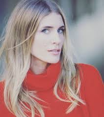 Erin Hammond's Instagram, Twitter & Facebook