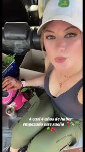 #🤗 #🏡 #❤️ La naturaleza me enseñó que todo lo que se cuida con amor,  tarde o temprano florece y nos alegra la vida ❣️🏡🌴🌳#🔐