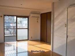 Insgesamt kann das zwangsversteigerungsverfahren mehrere monate oder gar jahre dauern. Wohnung Zwangsversteigerung Essen Wohnungen In Essen Mitula Immobilien