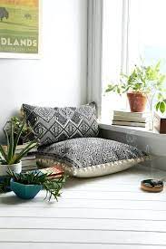 These Small Space Meditation Room Ideas Are Practical Budget Friendl Meditation Room Decor Meditation Rooms Meditation Corner