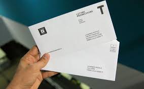 L'amélioration de l'encaissement des contributions explique l'évolution favorable de la situation financière du tribunal. Tolle A La Banque Postale Qui Fait Payer Les Timbres Le Parisien
