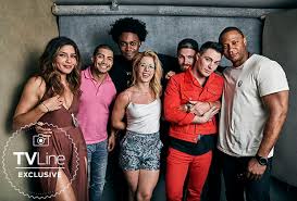 Arrow Cast Previews Season 7 Premiere's Jaw-Dropping Moment, a 'Bat$#*!' Roy  Twist and More