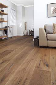 Franzosischer Eichenparkett Von Arrow Sun Australia Wildeiche Lyon 240mm Breit 240mm French Oak Flooring House Flooring Living Room Wood Floor