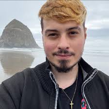 Need help please is this common card or not