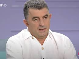 Ροή ειδήσεων και πληροφορίες για όσα συμβαίνουν.ειδήσεις και νέα με άποψη από την ελλάδα και τον κόσμο. Giwrgos Karaibaz Anatrixiazei O Epikhdeios Logos Toy Gioy Toy 8a Sygxwroyse Kai Toys Dolofonoys Iciao