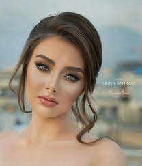 Coiffure Mariee Cheveux Mariage Maquillage Mariage Yeux Verts Coiffure De Mariage Chignon Maquillage Cheveux