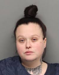 Woman alleges Lincoln teen threatened her with a gun in traffic