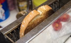 5 Conseils Pour Entretenir Votre Grille Pain Trucs Pratiques