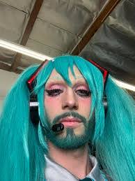 Aurora Howe's Instagram, Twitter & Facebook