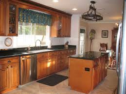 Marble Countertops With Hickory Cabinets Maple Whiskey Black Glaze Cabinets Granite Co Hickory Kitchen Cabinets Kitchen Remodel Design Kitchen Design Decor