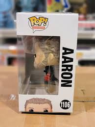 Funko Pop Vaulted Walking Dead Aaron!