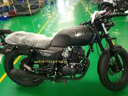 Rem depan menggunakan disc, sedangkan di belakang disc. Bocor Penampakan Viar Vintech 200 Versi Produk Massal Harga Murah Banget Aripitstop