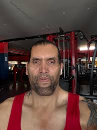 Tyler Bratton (@tylerbratton1)