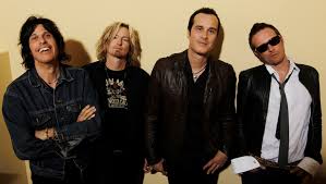 Scott Weiland sues Stone Temple Pilots