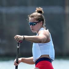 She's the first american to have won a canoe sprint world title. W9eglru Ukbp2m
