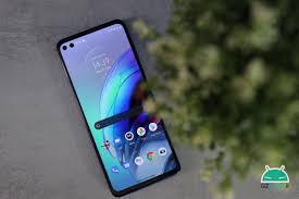 Motorola Moto G100 review: performance ...