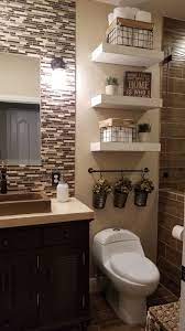 50 Beautiful Farmhouse Bathroom Design And Decor Ideas Home Decor And Garden Ideas In 2021 Farmhouse Bathroom Decor Guest Bathroom Decor Bathroom Decor Apartment