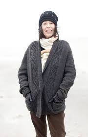 For free giveaways go to www.purlavenue.com Darrowby Cardigan Knittyspin Winter 2012