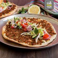 Lahmacun Mit Rinderhackfleisch Salat Video Turkisches Essen Rezepte Rezepte Leckere Rezepte Mit Fleisch