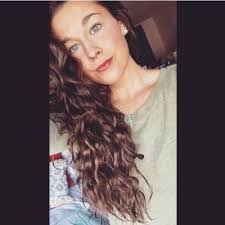 Andrea Aman's Instagram, Twitter & Facebook