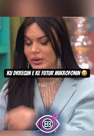 Amber Knowlton's Instagram, Twitter & Facebook