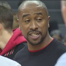 Grand Blanc's Mike Thomas officially hired as East Kentwood basketball coach