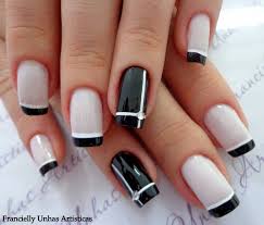 Por supuesto, esto también puede hacerse fácilmente en casa. Linda Unha Manicura De Unas Unas Decoradas Sencillas Unas Decoradas