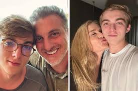 Angélica e Luciano Huck parabenizam Joaquim, que faz 19 anos