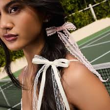 Step into the charmingly romantic world of coquette aesthetic clothing with  Windsor's curated assortment of ultra-feminine pieces for a picture-perfect  outfit. #windsor #coquetteaesthetic