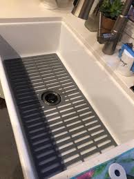 Look for quality brands like interdesign and oxo good grips when outfitting your kitchen sink. Vigo Gray Silicone Kitchen Sink Protective Bottom Grid For Single Basin 36 In Sink