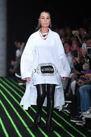 After the hold is broken, blanchard tags in trey. When Heroes Of Turkish Oil Wrestling Become Runway Material Toysmatrix