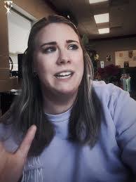 Bibi Vang's Instagram, Twitter & Facebook