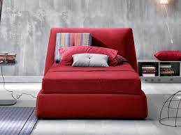 Outletarreda ha selezionato per te una vasta gamma di letti matrimoniali, letti singoli e letti ad una piazza e mezza dal design moderno nelle versioni imbottite con rivestimento in pelle, tessuto ed ecopelle oppure letti in legno e colorati per camere e camerette anche nelle versioni con contenitore. Calvin 1 Letto A Una Piazza E Mezza Imbottito Diversi Rivestimenti Anche Con Contenitore Sediarreda Com