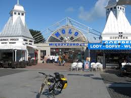 Międzyzdroje, in english known as misdroy, is a town and a seaside resort in northwestern poland on the island of wolin on the baltic coast. Miedzyzdroje Swinoujscie Karsibor Bikemap Your Bike Routes