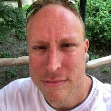 Thomas Hansing's Instagram, Twitter & Facebook